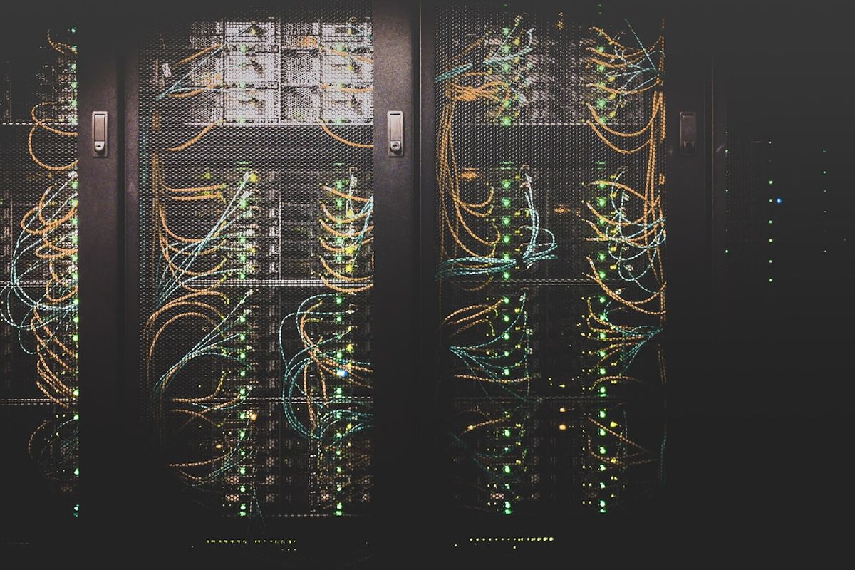 Network and server equipment in a data rack
